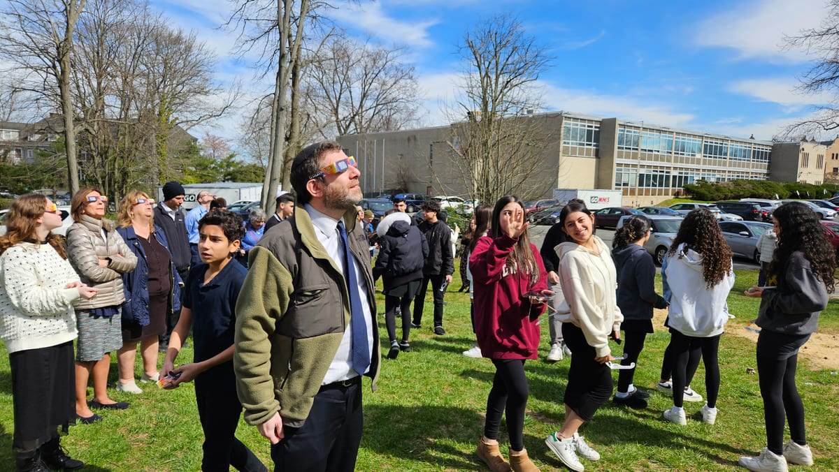 WHHS students gathered on the lawn